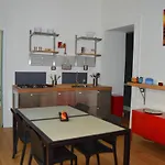 Casa Flora Al Corso شقة نابولي
