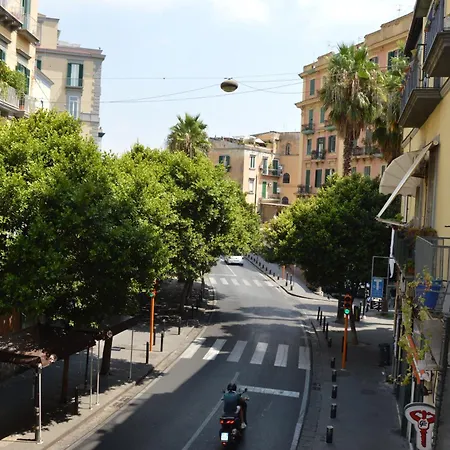 Casa Flora Al Corso شقة *