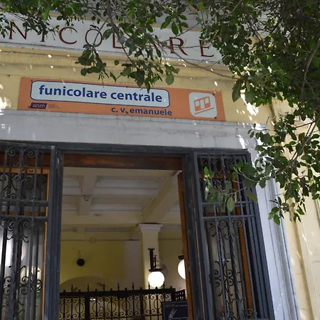 דירה Casa Flora Al Corso נאפולי