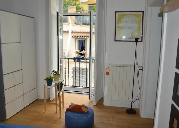 Casa Flora Al Corso Neapol