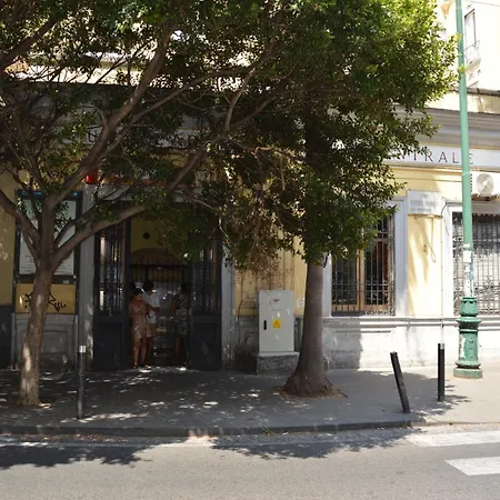 Casa Flora Al Corso * نابولي